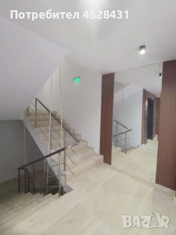 Двустаен апартамент в кв. Южен, снимка 2 - Апартаменти - 54556101
