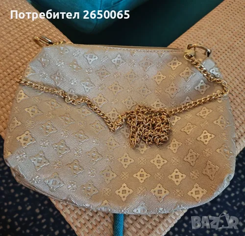 Златиста нова чанта със дръжка синджир, снимка 3 - Чанти - 55702929