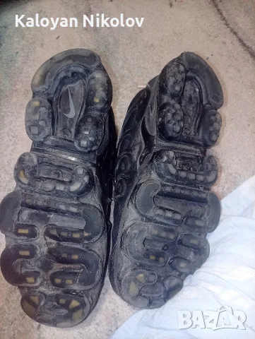 Обувки Nike vapormax plus, снимка 4 - Ежедневни обувки - 55340172