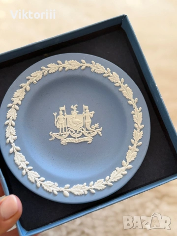 Оригинална Wedgwood Jasperware Liverpool с кутия