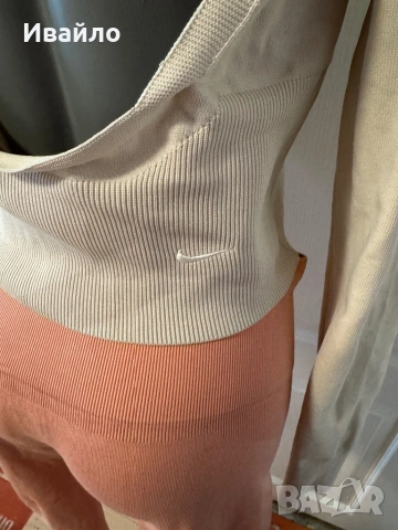 Комплект блуза и клин nike, снимка 4 - Комплекти - 54484437