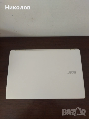 Продавам лаптоп Acer V3-572G-55TJ, снимка 2 - Лаптопи за игри - 55030679