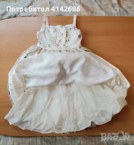 Детска рокля на цветя, снимка 6 - Детски рокли и поли - 54366602