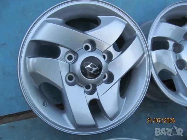 Оригинални Алуминиеви джанти за Hyundai Terracan  6 x 139,7mm ,централен отвор 106,1 mm , ET 25 ,7J , снимка 4 - Гуми и джанти - 55395621