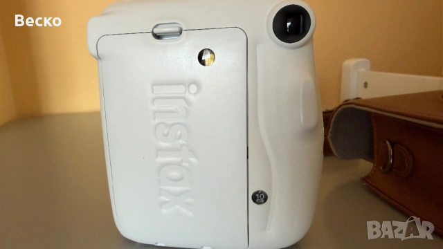 Fujifilm Instax Mini 11 + Калъф и 10 Снимки, снимка 6 - Фотоапарати - 54535230