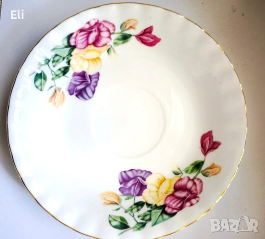 Royal Albert чинийки , снимка 6 - Сервизи - 54414689