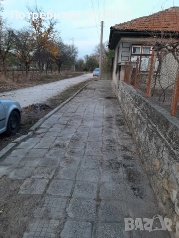 Продавам къща в с. Мадара , снимка 3 - Къщи - 54619423