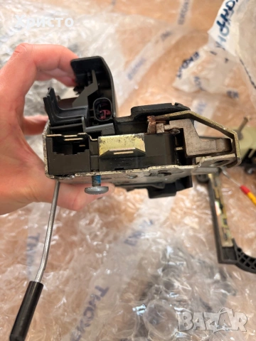 БМВ Е39 шофьорска брава, снимка 3 - Части - 54169798