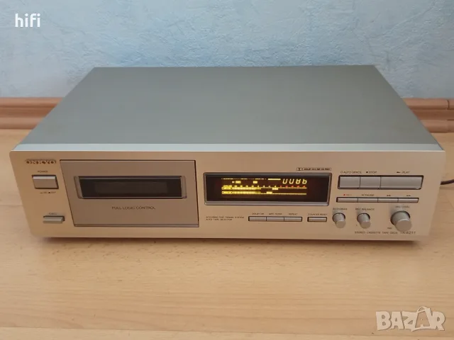 Двуглав касетен дек Onkyo TA-6211