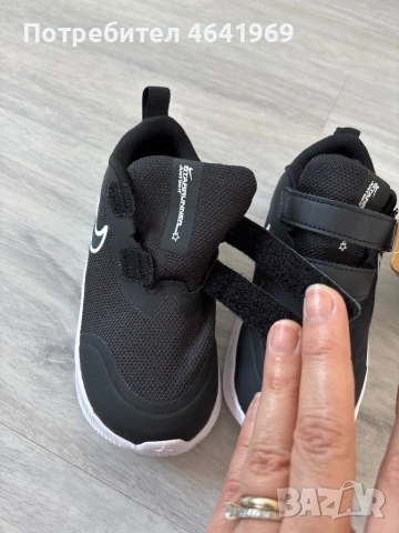 Nike маратонки, снимка 5 - Детски маратонки - 54560622