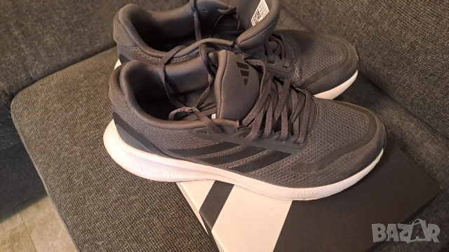 Adidas маратонки 