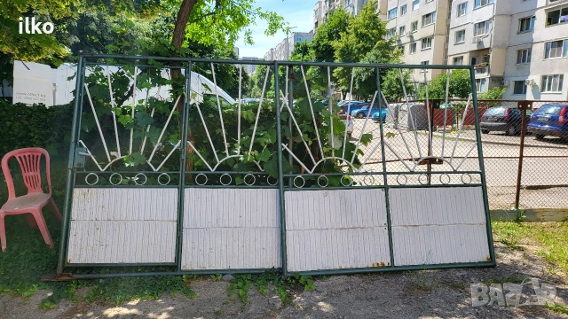 Дворна врата 