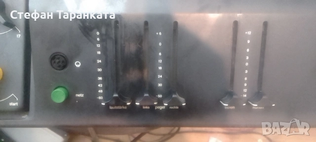BRAUN-1975 година Грамофон, радио тунер, усилвател в едно , снимка 8 - Грамофони - 54684734