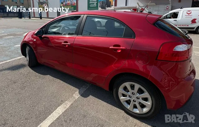 Kia Rio 1.25 бензин 86 к.с. Напълно обслужена, снимка 4 - Автомобили и джипове - 55525681