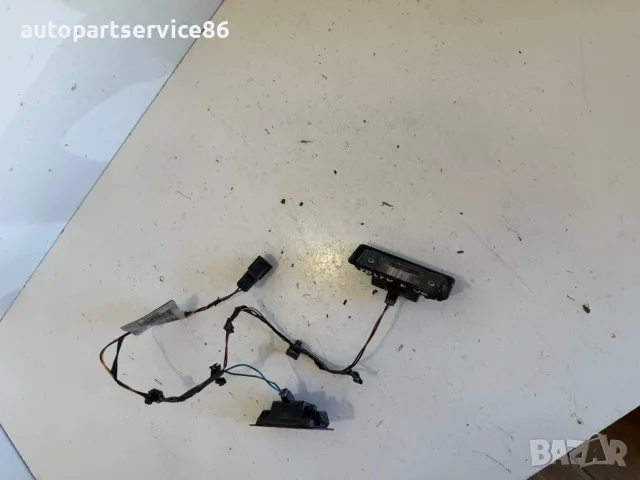 Задни лампи за регистрационен номер и кабелен сноп за Volvo C30 (2012) 30724575 OEM