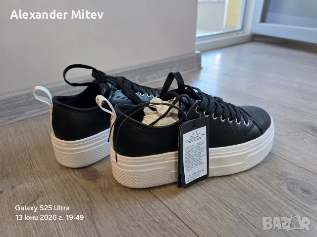 Дамски обувки Armani Exchange, снимка 3 - Маратонки - 54896004
