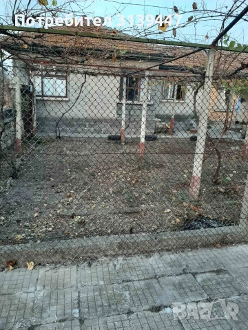 Продавам къща в с. Мадара , снимка 4 - Къщи - 54619423