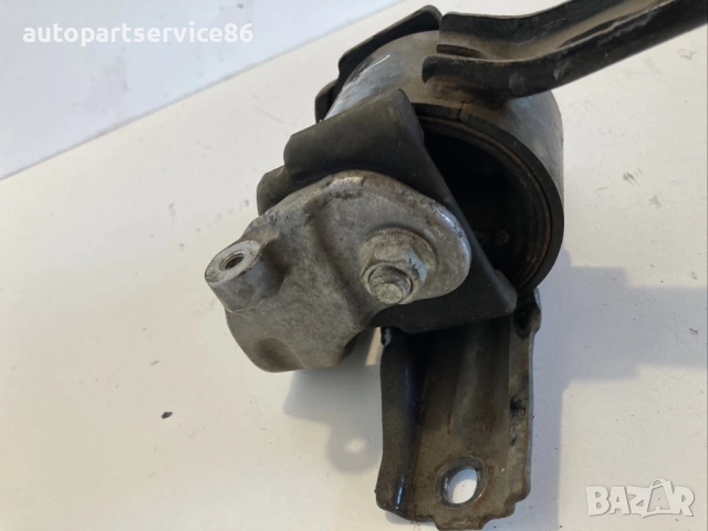 Предна опора на двигател за Mitsubishi Outlander 2.2 Di-D (2012), снимка 2 - Части - 54741545