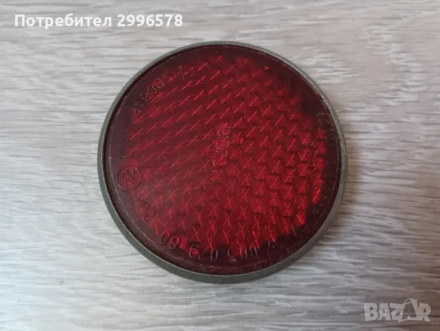 Червени светлоотразители червен светлоотразител винтич ретро мотоциклет автомобил, снимка 3 - Аксесоари и консумативи - 55639232
