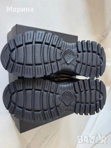 Дамски обувки Versace, снимка 2 - Маратонки - 54244497