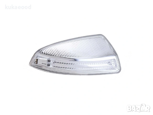 Мигач в огледало за Mercedes C-Class W204