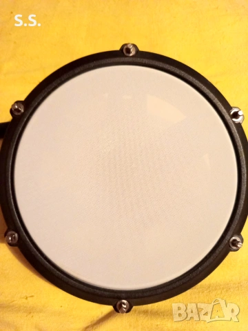 Електронен пад Alesis 8", снимка 8 - Ударни инструменти - 55159332