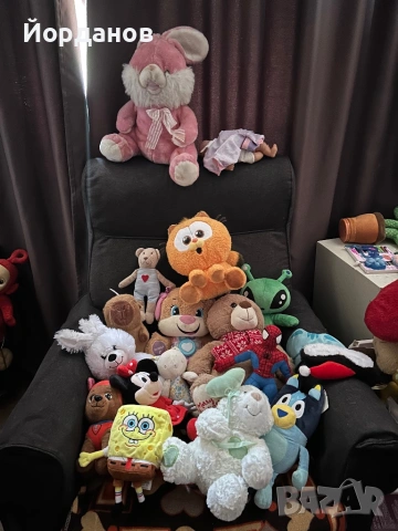Лот плюшени играчки 