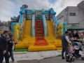 Продавам батут -пързалка , снимка 2