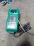 Зарядно Makita  за винтоверт , снимка 3