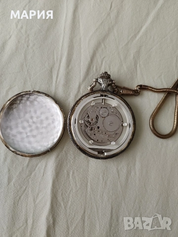 Bergland работещ голям швейцарски часовник , снимка 5 - Антикварни и старинни предмети - 54096283