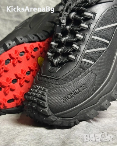 Обувки Moncler Trailgrip GTX, снимка 4 - Маратонки - 54619796