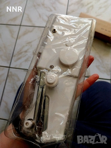 Портативна шевна машина , снимка 3 - Шевни машини - 54303049