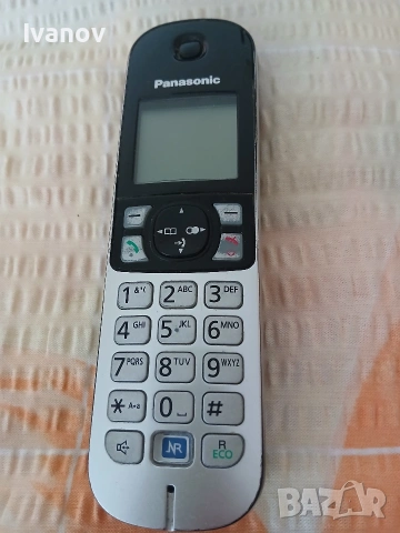 Стационарен безжичен телефон Panasonic KX-TG6821 с телефонен секретар (Пълен комплект с кутия), снимка 6 - Стационарни телефони и факсове - 54755006