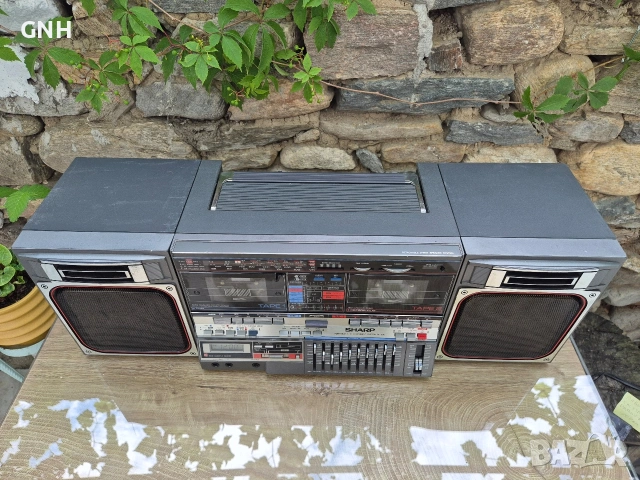 Радиокасетофон Sharp GF-800Z(D), снимка 2 - Радиокасетофони, транзистори - 55191641