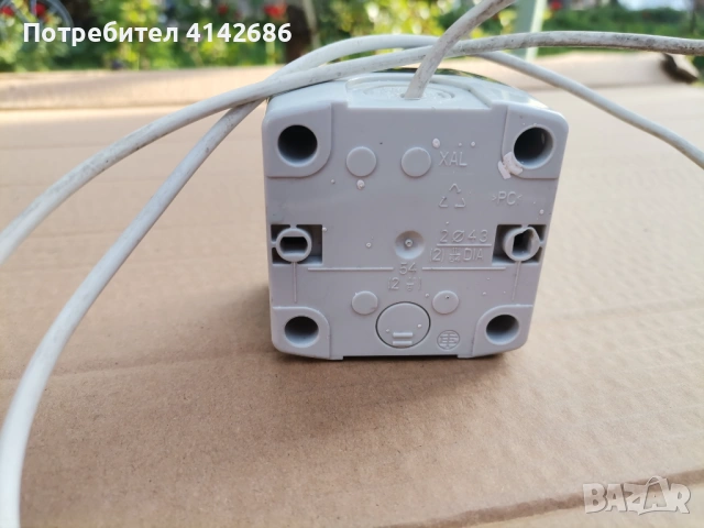 Бутониера Schneider Electric с червен бутон, снимка 5 - Друга електроника - 54415515