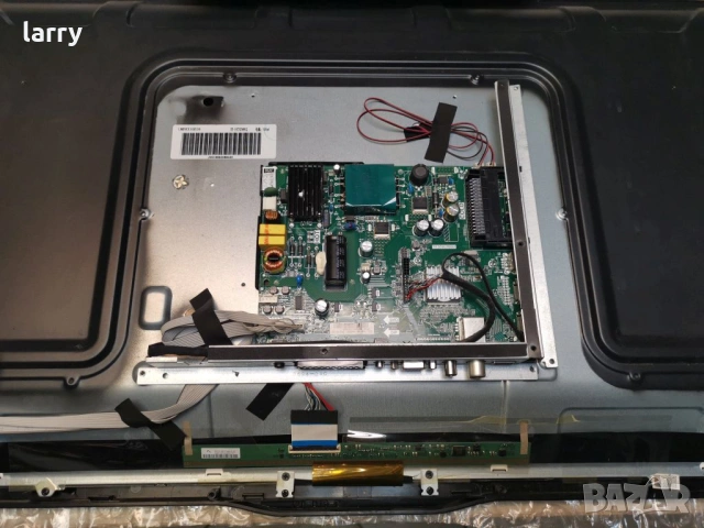 Телевизор Crown LED 32133 на части, снимка 6 - Части и Платки - 54351646