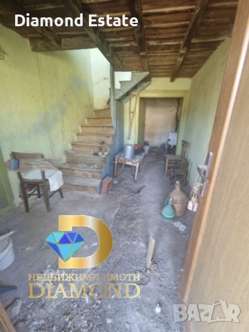 Двуетажна каменна къща в село Мезек, обл. Хасково, снимка 3 - Къщи - 54080867