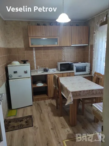 Къща с двор и два самостоятелни входа в гр. Генерал Тошево | Продава се от собственик, снимка 18 - Къщи - 55447984