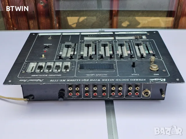 Стерео мишпулт Phonic MX-7770 с еквалайзер – Vintage DJ Mixer ! , снимка 6 - Ресийвъри, усилватели, смесителни пултове - 55684356