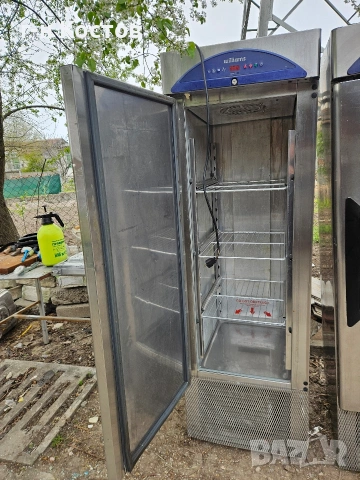 Хладилни Шкафове Вертикални Ми-носови и Плю-сови Неръждавейка-Юнокс-Алпака за ресторанти , снимка 4 - Обзавеждане на кухня - 54219787