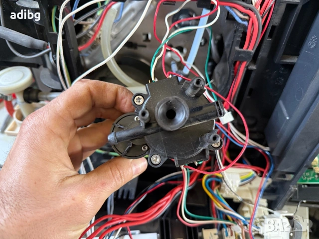 На части - Bosch VeroCafe LattePro, снимка 15 - Кафемашини - 54211009