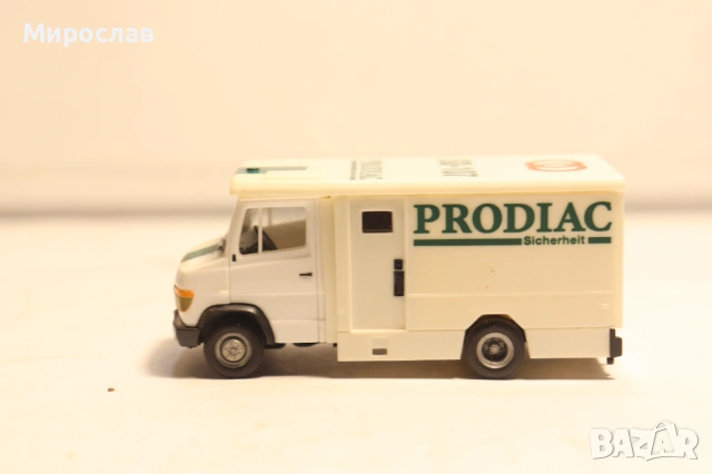 HERPA 1/87 H0 MERCEDES VARIO ИНКАСО БРОНИРАН КОЛИЧКА МОДЕЛ