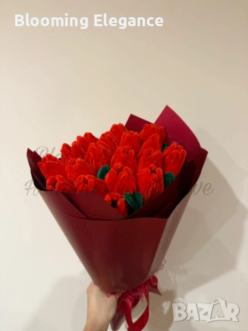 Вечен букет от 19 червени лалета от плюшена тел, снимка 2 - Декорация за дома - 54174038