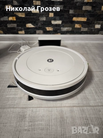 ПРАХОСМУКАЧКА-РОБОТ IROBOT Combo Essential (Y011240) White