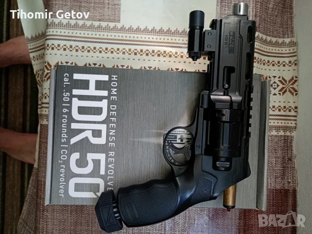 Револвер HDR 50