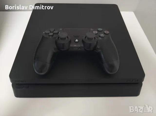 Уникален Playstation 4 Slim