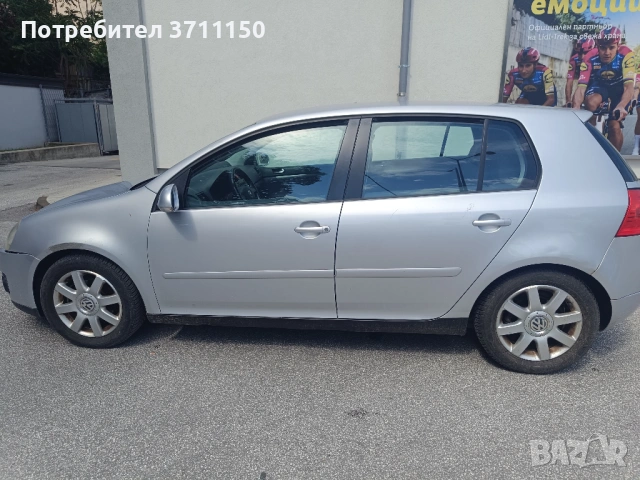 Продавам автомобил VW Golf5, снимка 5 - Автомобили и джипове - 54837465