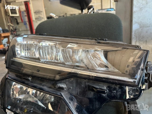 Десен Фар за Skoda Karoq 57B 941 010, снимка 3 - Части - 54493318
