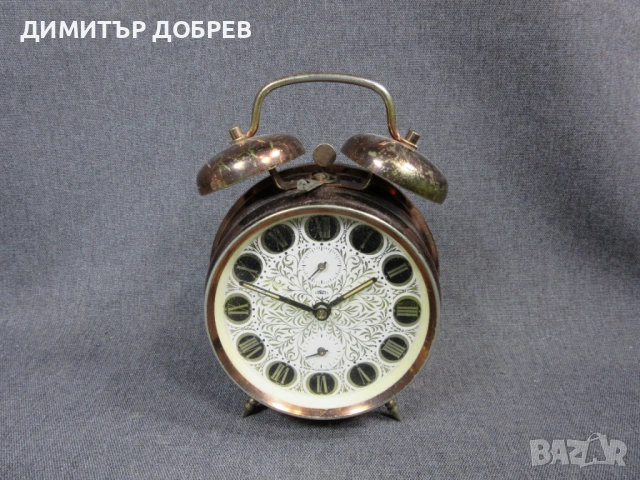 СТАР РЕТРО СОЦ ЧССР НАСТОЛЕН МЕХАНИЧЕН ЧАСОВНИК БУДИЛНИК PRIM