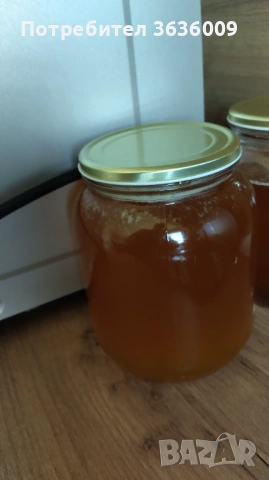 Продавам пчелен мед София 